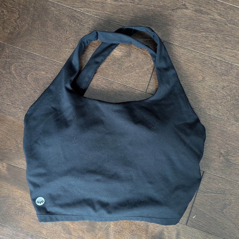 Senita Athletics black Harmony Crop